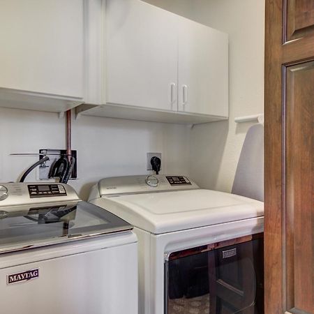 Luxury Ski-In 3 Bedroom Penthouse Inside Pines Lodge, Sleeps 10! Condo Бивер-Крик Экстерьер фото