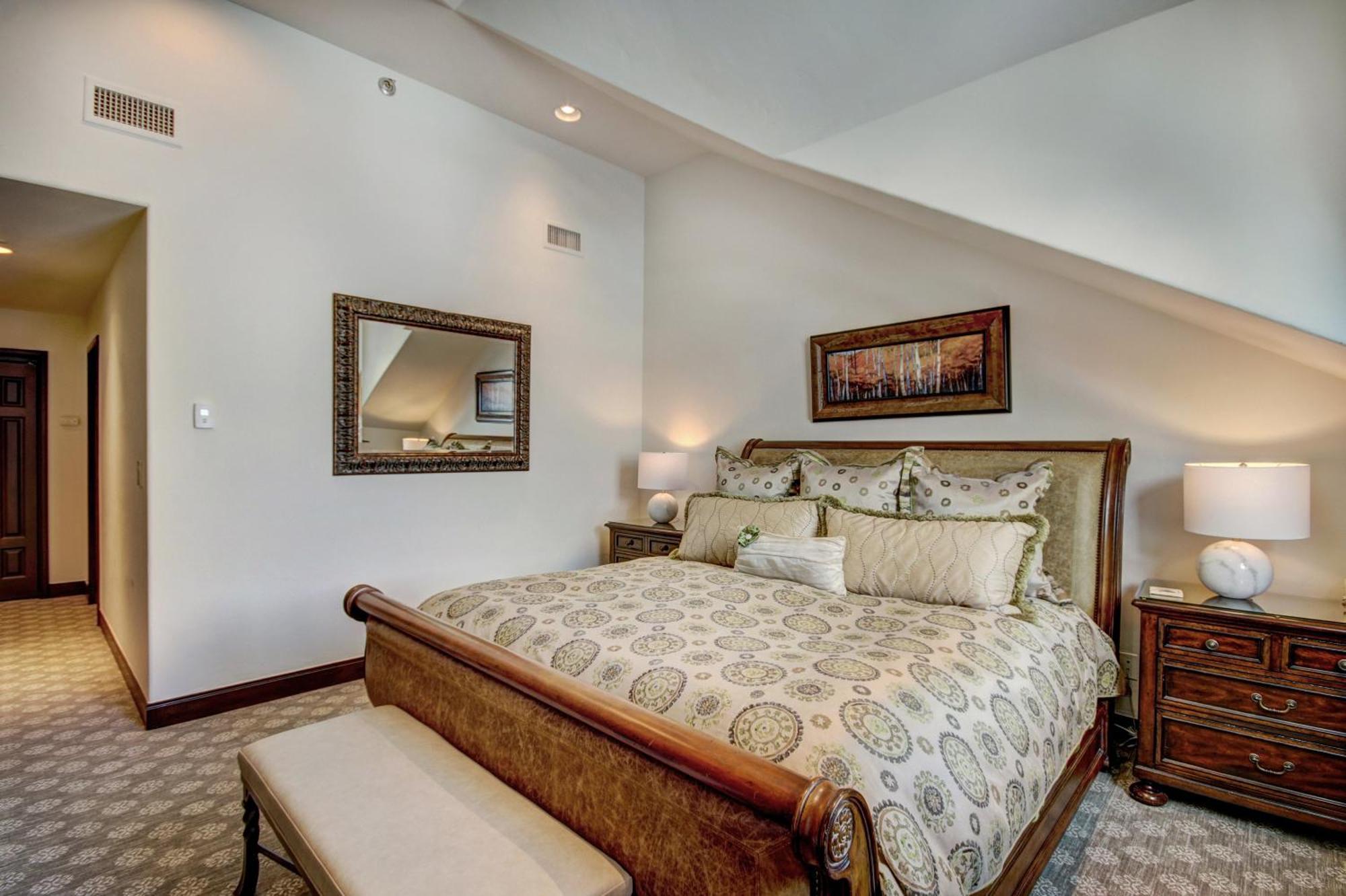 Luxury Ski-In 3 Bedroom Penthouse Inside Pines Lodge, Sleeps 10! Condo Бивер-Крик Экстерьер фото