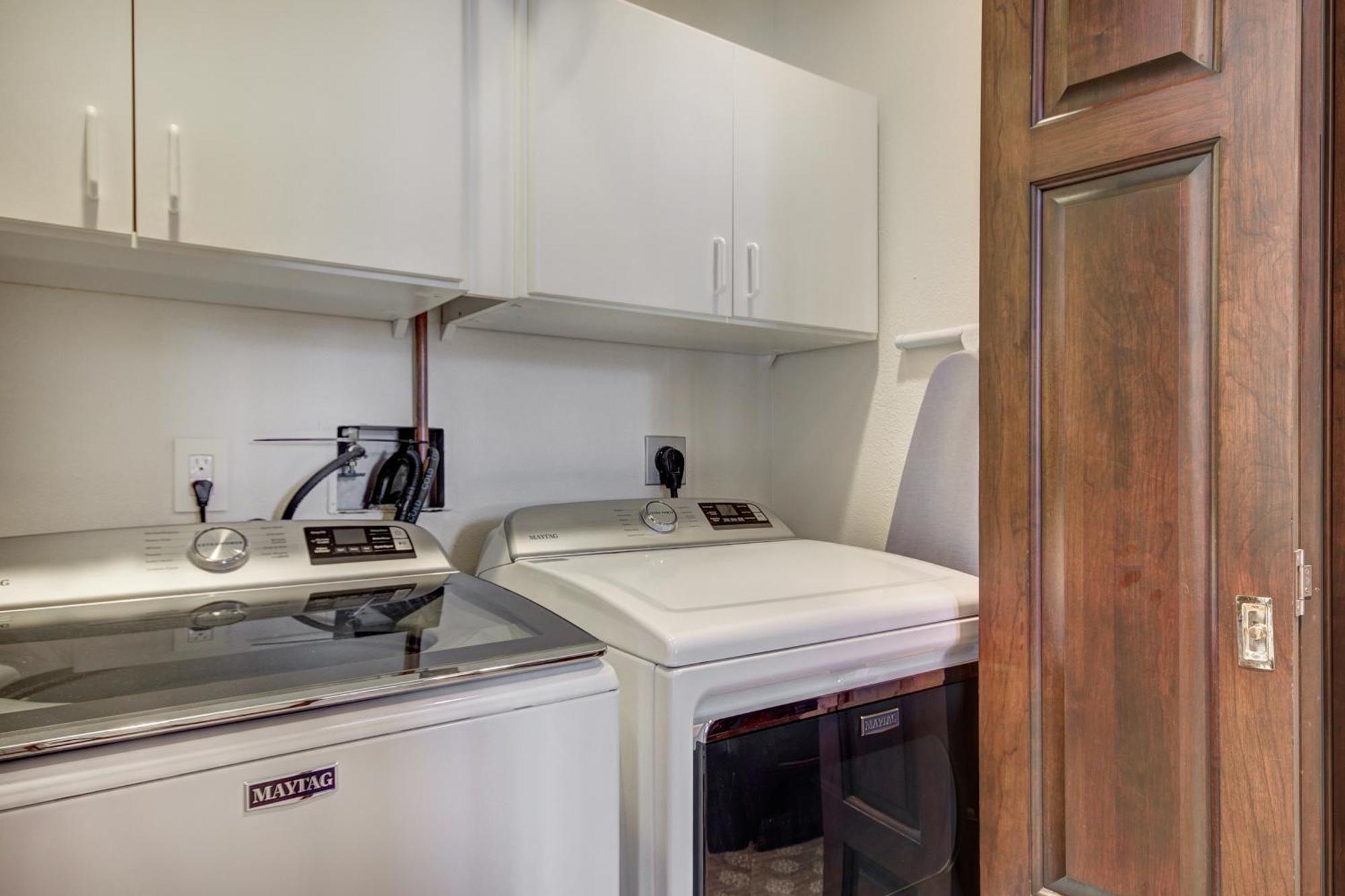 Luxury Ski-In 3 Bedroom Penthouse Inside Pines Lodge, Sleeps 10! Condo Бивер-Крик Экстерьер фото