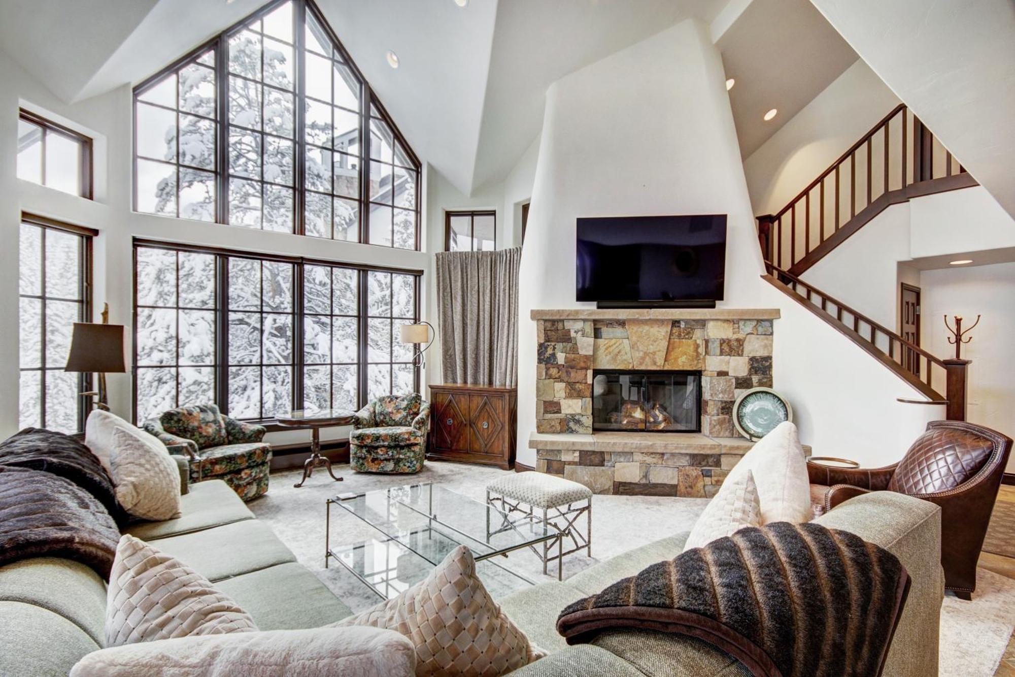 Luxury Ski-In 3 Bedroom Penthouse Inside Pines Lodge, Sleeps 10! Condo Бивер-Крик Экстерьер фото