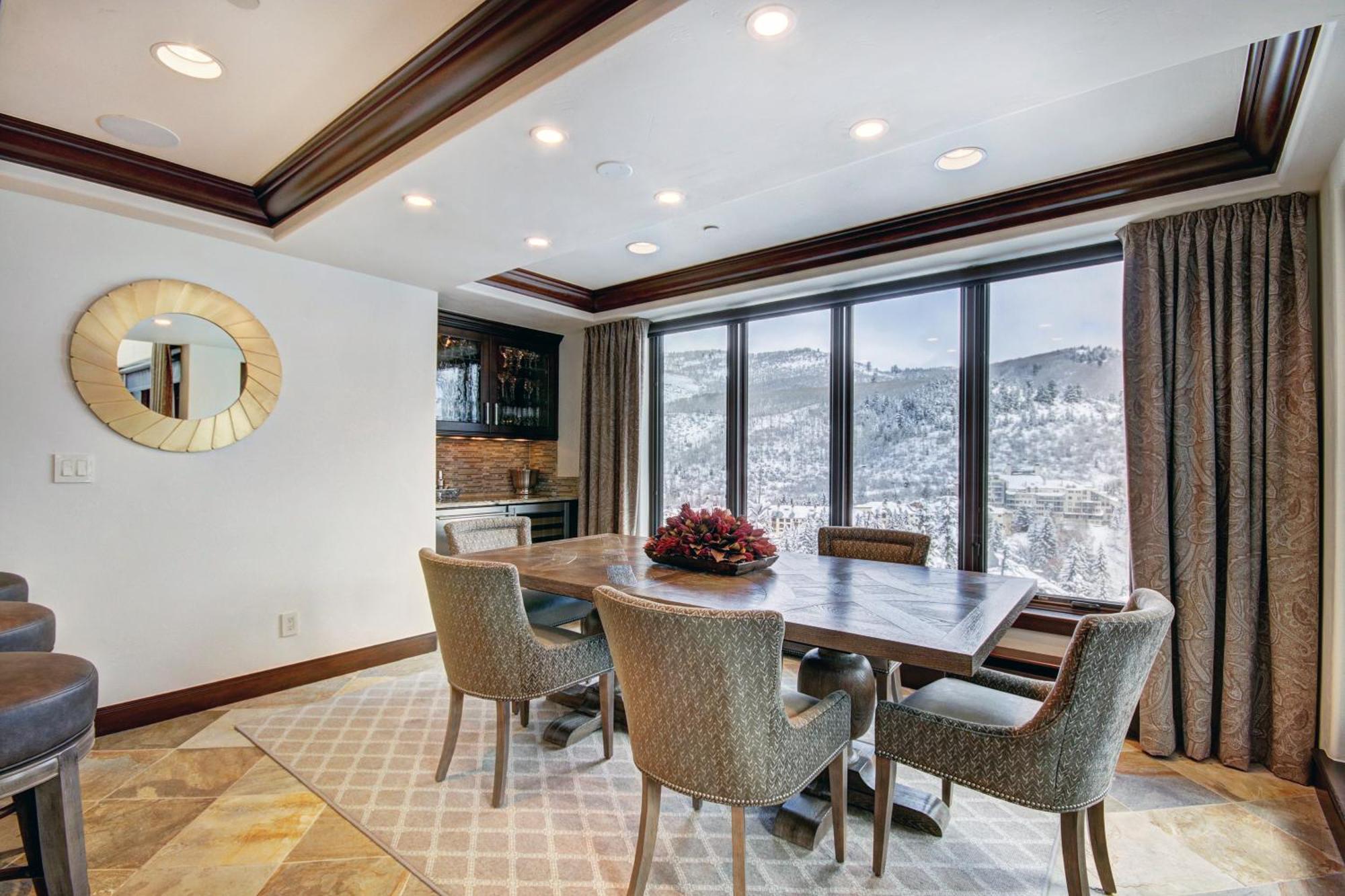 Luxury Ski-In 3 Bedroom Penthouse Inside Pines Lodge, Sleeps 10! Condo Бивер-Крик Экстерьер фото